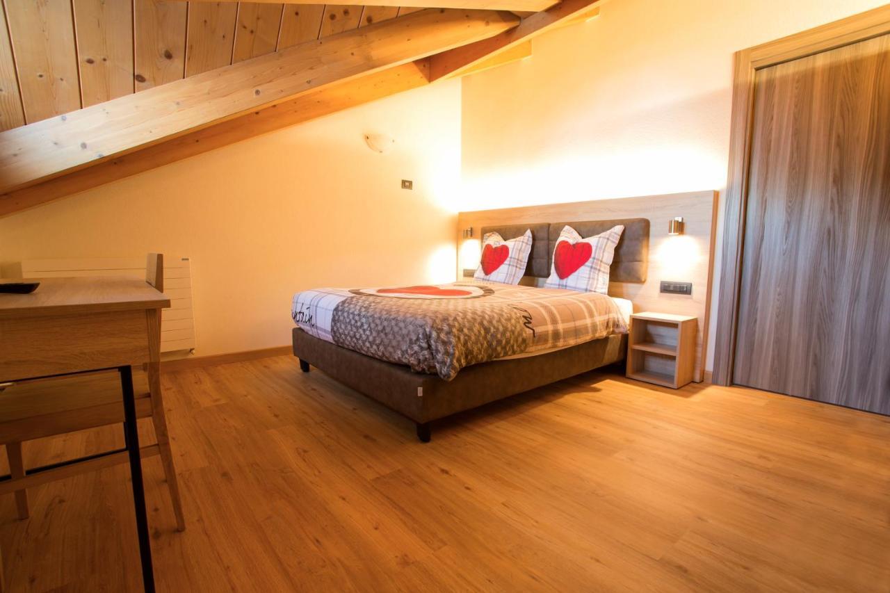 Steinbock B&B - Apartaments Livigno Eksteriør bilde